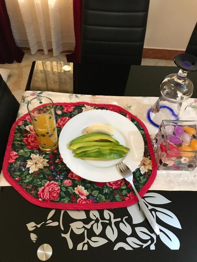 Royal Homestay Moshi Bagian luar foto